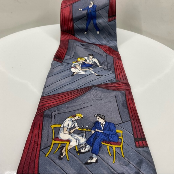 Elvis Presley Collections Vintage 100% Italian Silk tie - Picture 5 of 10